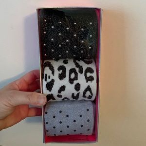 BNIB Victoria’s Secret Pink brand 3 pack knee socks *SPARKLY*